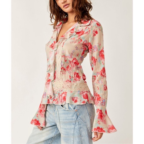 Free People “Bad at Love” Floral Ruffle Blouse NWOT - Picture 5 of 9